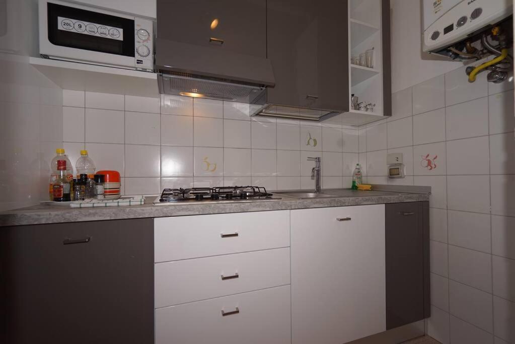 Cir 015146-cni-01484 * Milaan